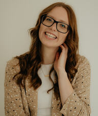 Book an Appointment with Felicity Dyck for Social Work