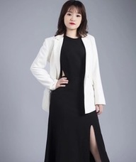 Book an Appointment with Niki Qiu for Counselling