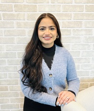 Book an Appointment with Simran Arora for Consultation