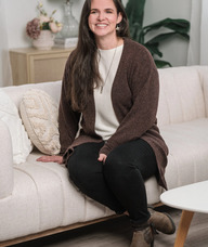 Book an Appointment with Amy Fonseca for Counselling - Adult