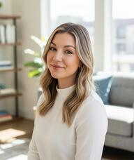 Book an Appointment with Meka Matthews for Psychotherapy