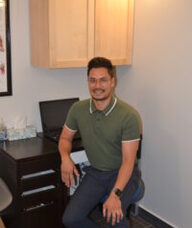 Book an Appointment with Dr. Alan Ali for Chiropractic