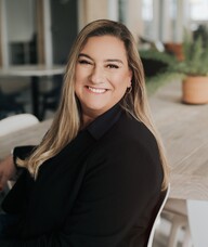 Book an Appointment with Maria Florencia Glover for Meet and Greets