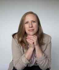 Book an Appointment with Lyndsay Rao for Counselling