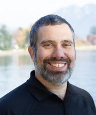 Book an Appointment with Fabio da Graca Bocchetti for Osteopathy