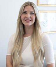 Book an Appointment with Kelly Reissig for Counselling