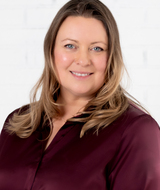 Book an Appointment with Bonnie Schoonderwoerd at Orchards